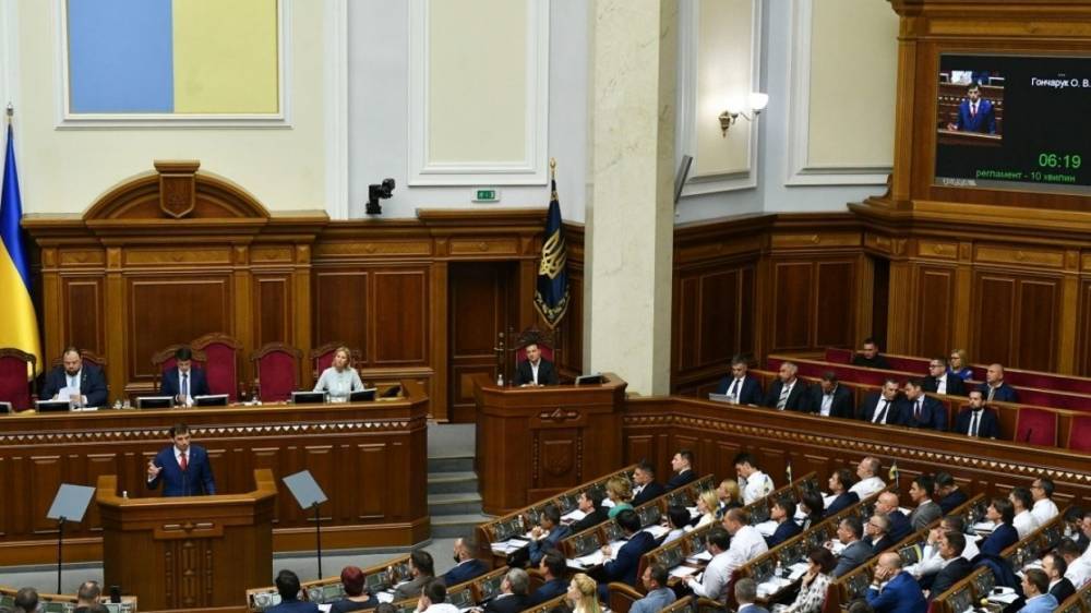 Верховная рада приняла закон о прослушке на Украине