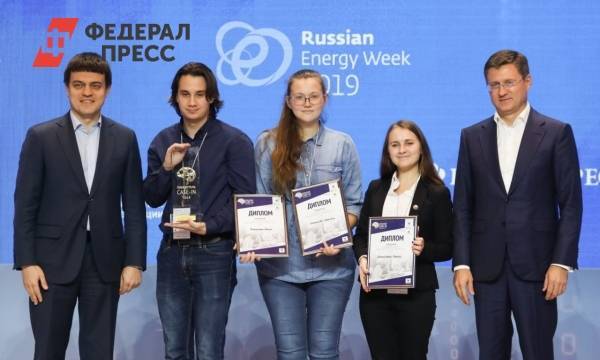 Победители чемпионата «CASE-IN» получили награды из рук министров энергетики и образования