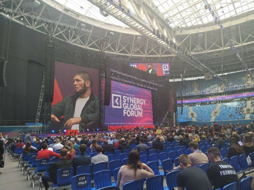 Хабиб Нурмагомедов предложил провести бой с Макгрегором на стадионе «Газпром Арена»