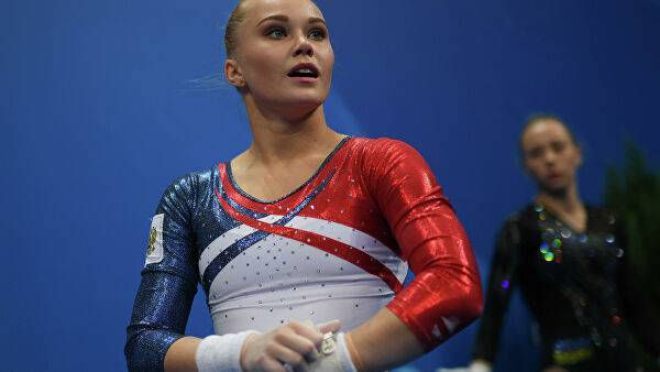 Российские гимнастки вышли в финал командного турнира на ЧМ