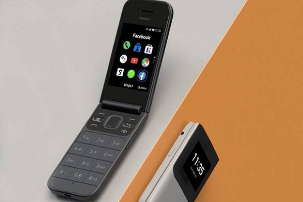 Nokia выпустила новый телефон-раскладушку