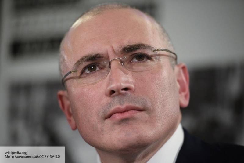 Ходорковский захотел стать новым русским монархом