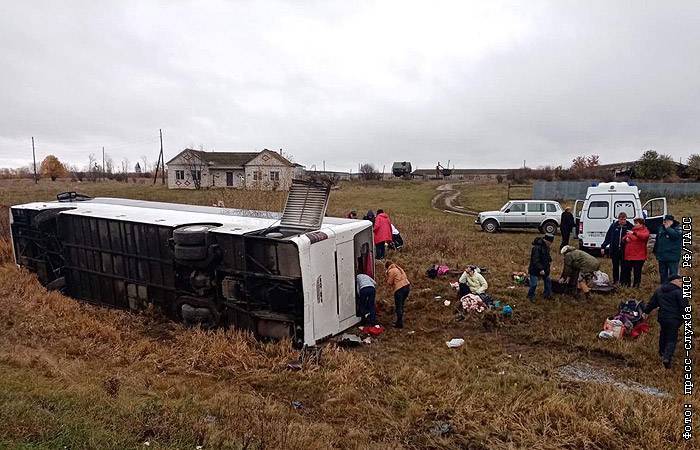 В аварии с автобусом под Нижним Новгородом пострадали 20 человек