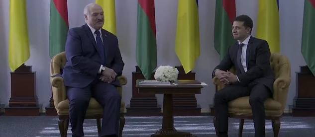 Зеленский включил дурака в присутствии Лукашенко
