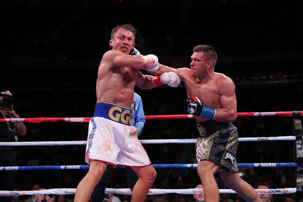 Украинец Деревянченко захотел провести реванш с боксером Головкиным