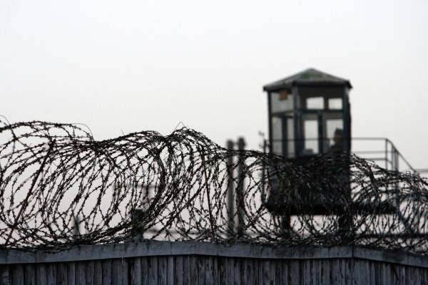 СМИ сообщили о драке 200 заключённых в исправительной колонии в Соликамске