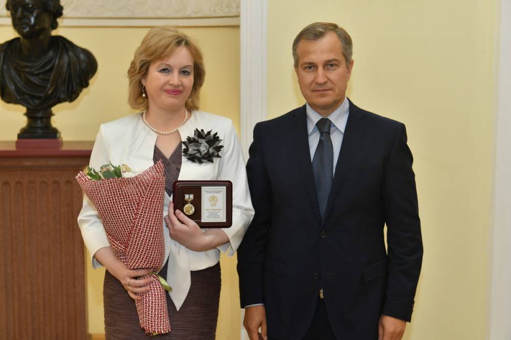 День учителя в Петрозаводске: награды и династии