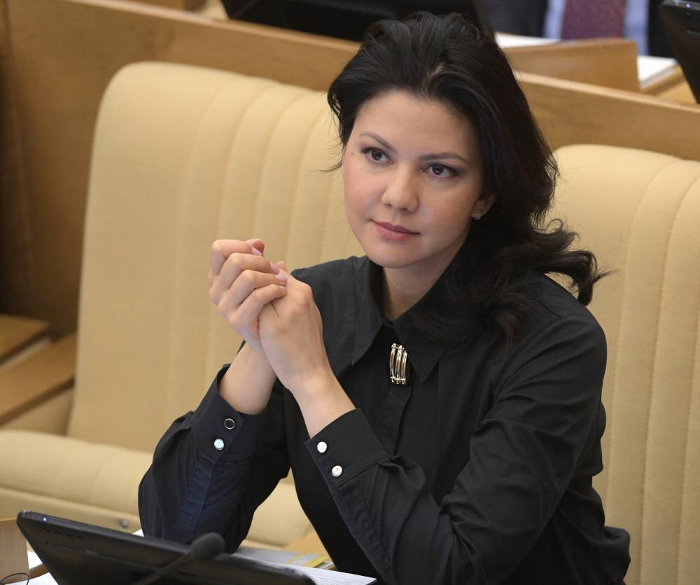 Косачева возмутила ситуация с допросом Юмашевой в США