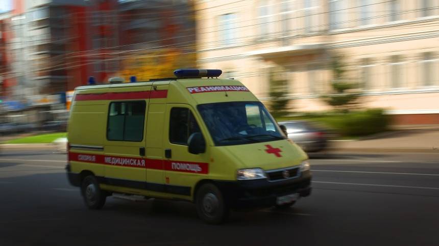Военный автобус попал в ДТП в Москве, есть пострадавшие