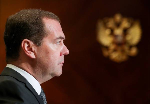 Дмитрий Медведев оценил вероятность импичмента Дональда Трампа