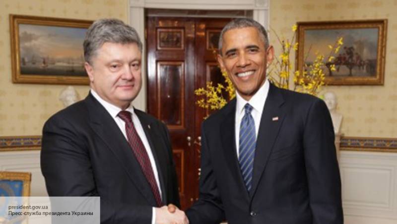Украинцы требуют обнародовать стенограммы бесед Порошенко с Обамой