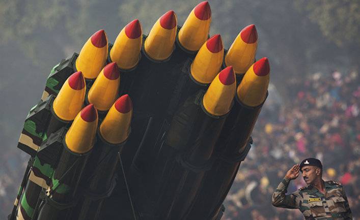 Newsweek (США): в случае ядерной войны между Индией и Пакистаном может погибнуть больше людей, чем во Вторую мировую войну