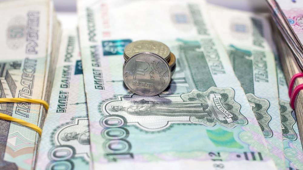 Экономист рассказал о самых больших опасностях для рубля