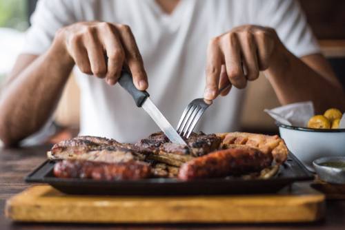 После разоблачения мифа о вреде мяса: так сколько и какое можно есть