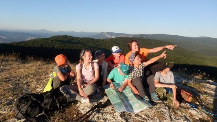 Туристки из Екатеринбурга заблудились к Крымских горах