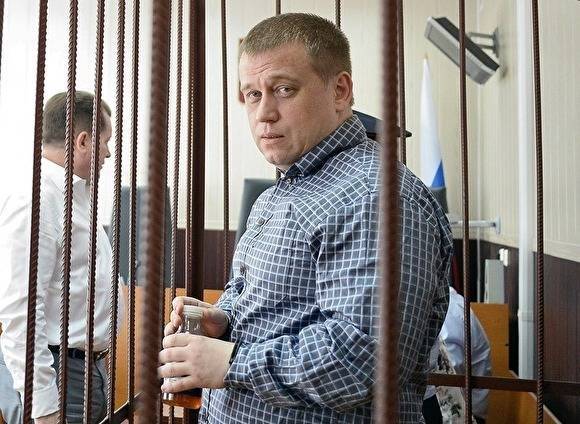 Суд снова перенес заседание по банкротству бывшего топ-менеджера «Сибнефти» Хорошилова