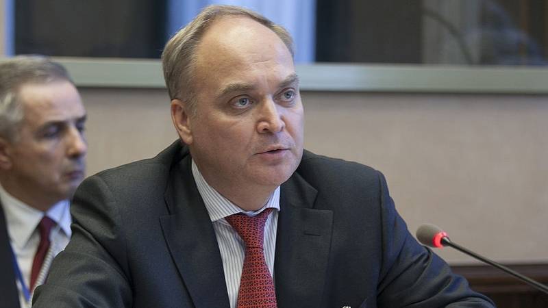 Антонов надеется на скорейшее проведение встречи консультативного делового совета РФ и США