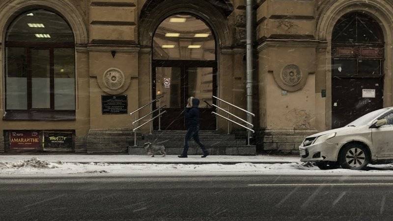 Мокрый снег и гололедица ожидаются сегодня в Санкт-Петербурге