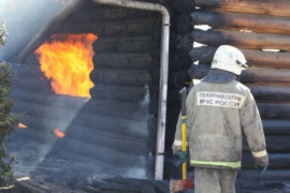 Пожарные тушили баню под Зеленоградском