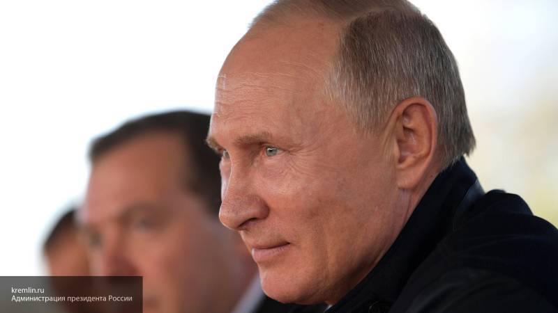 Nation News вспоминает, как Владимир Путин праздновал свои дни рождения