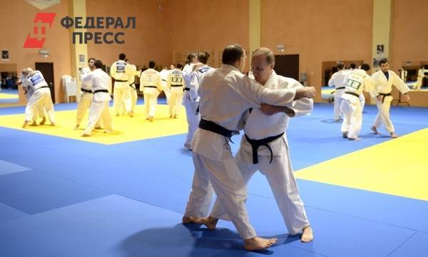 Липецкие дзюдоисты подарили Путину кимоно с пожеланиями