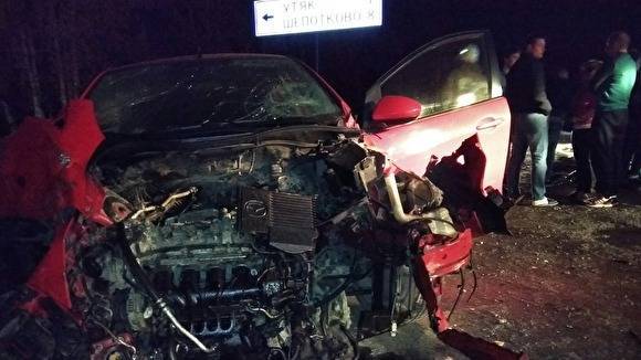 В Кургане произошла авария с участием бензовоза и легковушки, есть пострадавшие