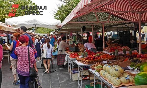 Россиян предупредили об опасности покупки домашних продуктов