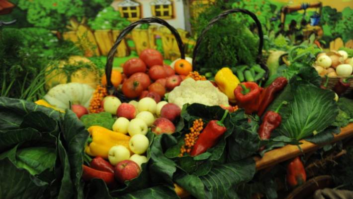 Ученые из США рассказали о вреде сырых овощей для кишечника