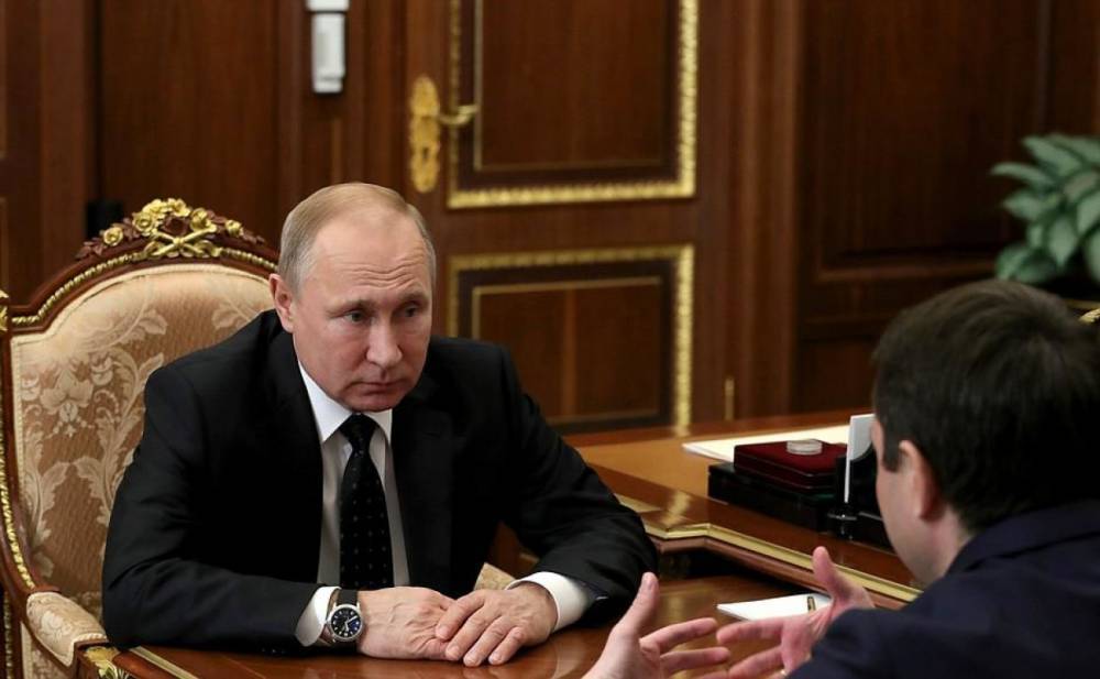 Андрей Чибис поздравил президента России с днем рождения