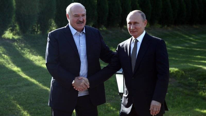 Путин и Лукашенко по телефону обсудили подготовку двусторонних документов