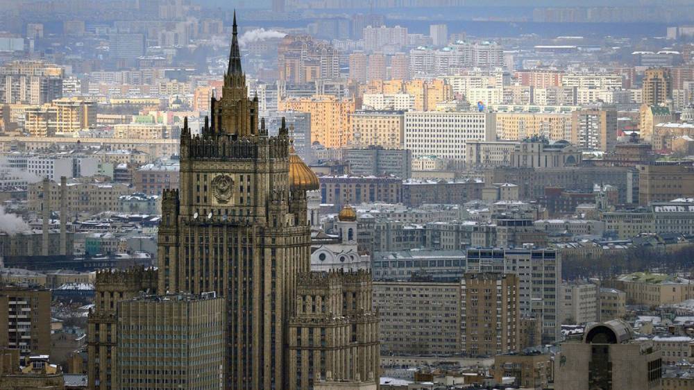 В МИД РФ возмущены наглой провокацией с задержанием Юмашевой в США