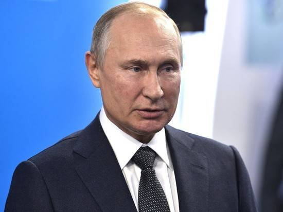 Путин увеличил себе зарплату ко дню рождения