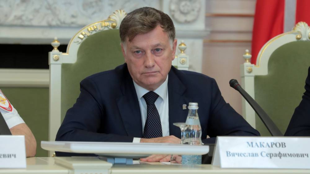 Макаров пожелал успешной работы участникам Энергетического форума в Петербурге