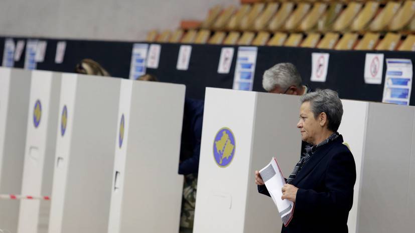Демократический союз Косова лидирует на выборах в парламент