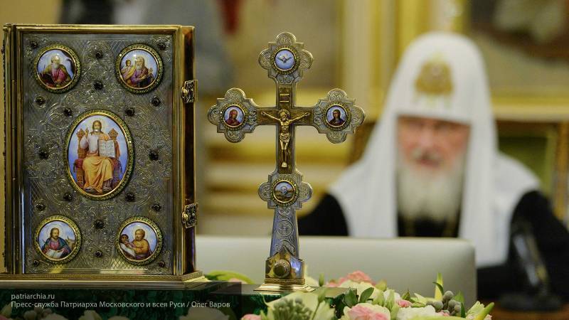 Патриарх Кирилл провел литургию в день памяти Сергия Радонежского
