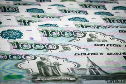 «Иностранцы» рекордно полюбили рубль