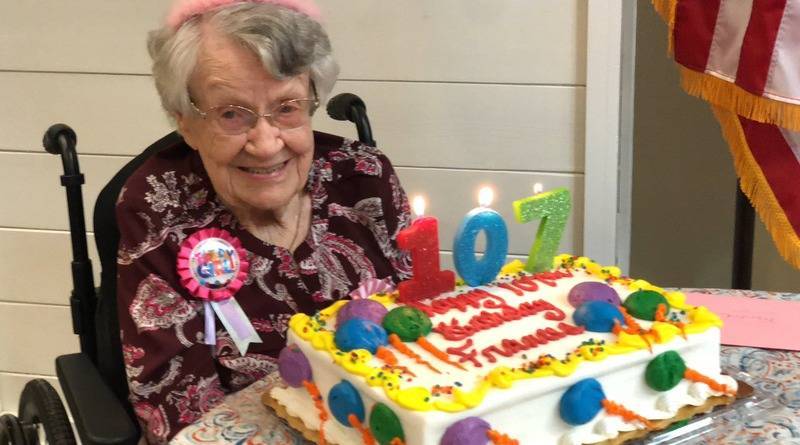 Американка отпраздновала 107-летие и раскрыла неожиданный секрет своего долголетия