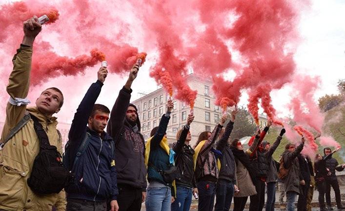 The Wall street Journal (США): шаги украинского президента по прекращению конфликта с Россией вызывают протесты