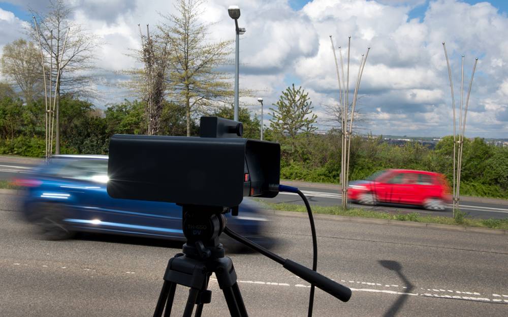 Бунт на дороге: автомобилисты объявили войну дорожным камерам