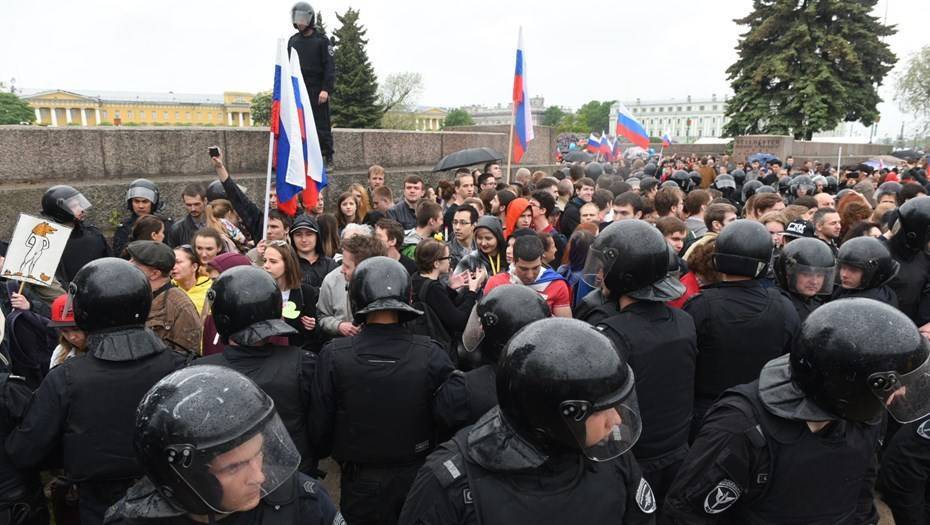 ЕСПЧ присудил €5700 девушке, необоснованно задержанной на акции протеста в Санкт-Петербурге в 2017 году