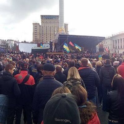В протесте против "формулы Штайнмайера" в центре Киева участвовали тысячи человек