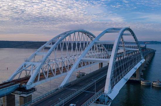 В Минтрансе рассказали, когда начнется движение грузовых поездов по Крымскому мосту
