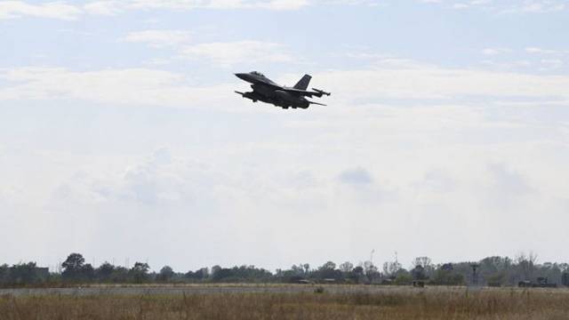 Разбившийся в Германии истребитель F-16 принадлежал ВВС США
