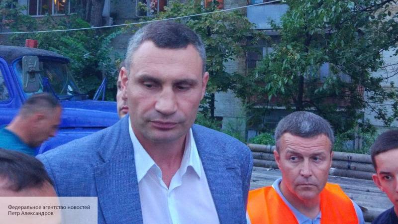 Суд рассмотрит иск Кличко к украинскому премьеру 31 октября