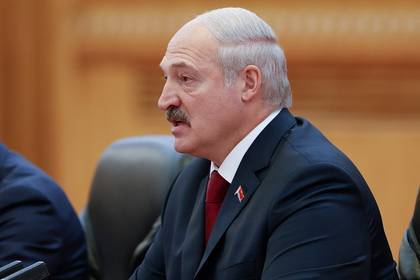 Лукашенко призвал НАТО радоваться «подаренной» Украине