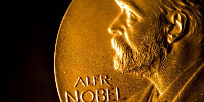Нобелевская премия по физике досталась исследователям тайн Вселенной