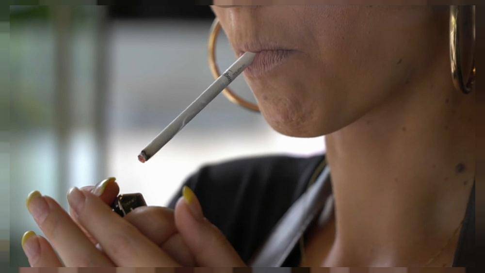 Некурящая Греция: власти ужесточат антитабачный закон