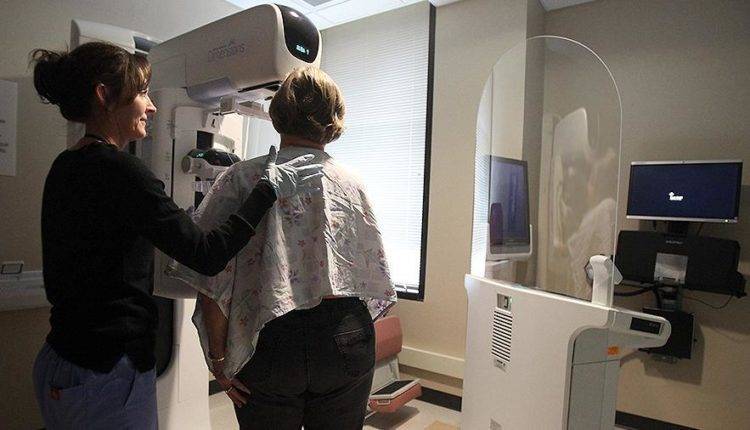 Москвички смогут бесплатно пройти маммографию