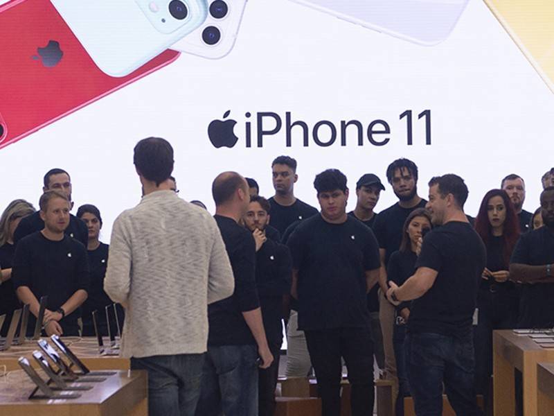 Apple вернула себе третье место по продажам смартфонов в РФ