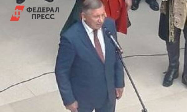 Петербургские депутаты утвердили рокировки в заксе
